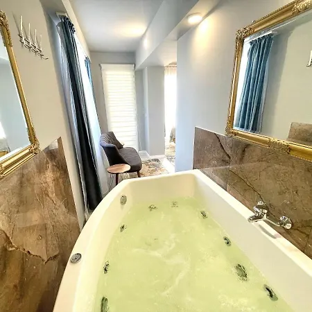 Romantic Jacuzzi Adult's Boutique Cluj-Napoca
